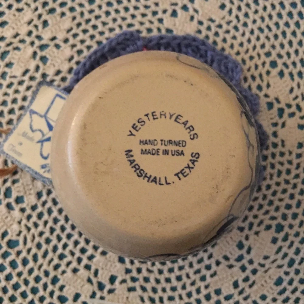 Clay container - Picture 5 of 6